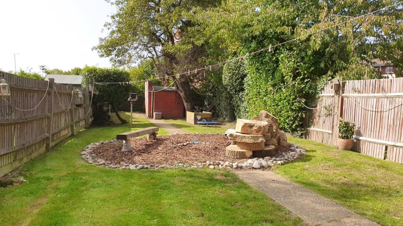 Watford & Bushey Stays Exterior foto